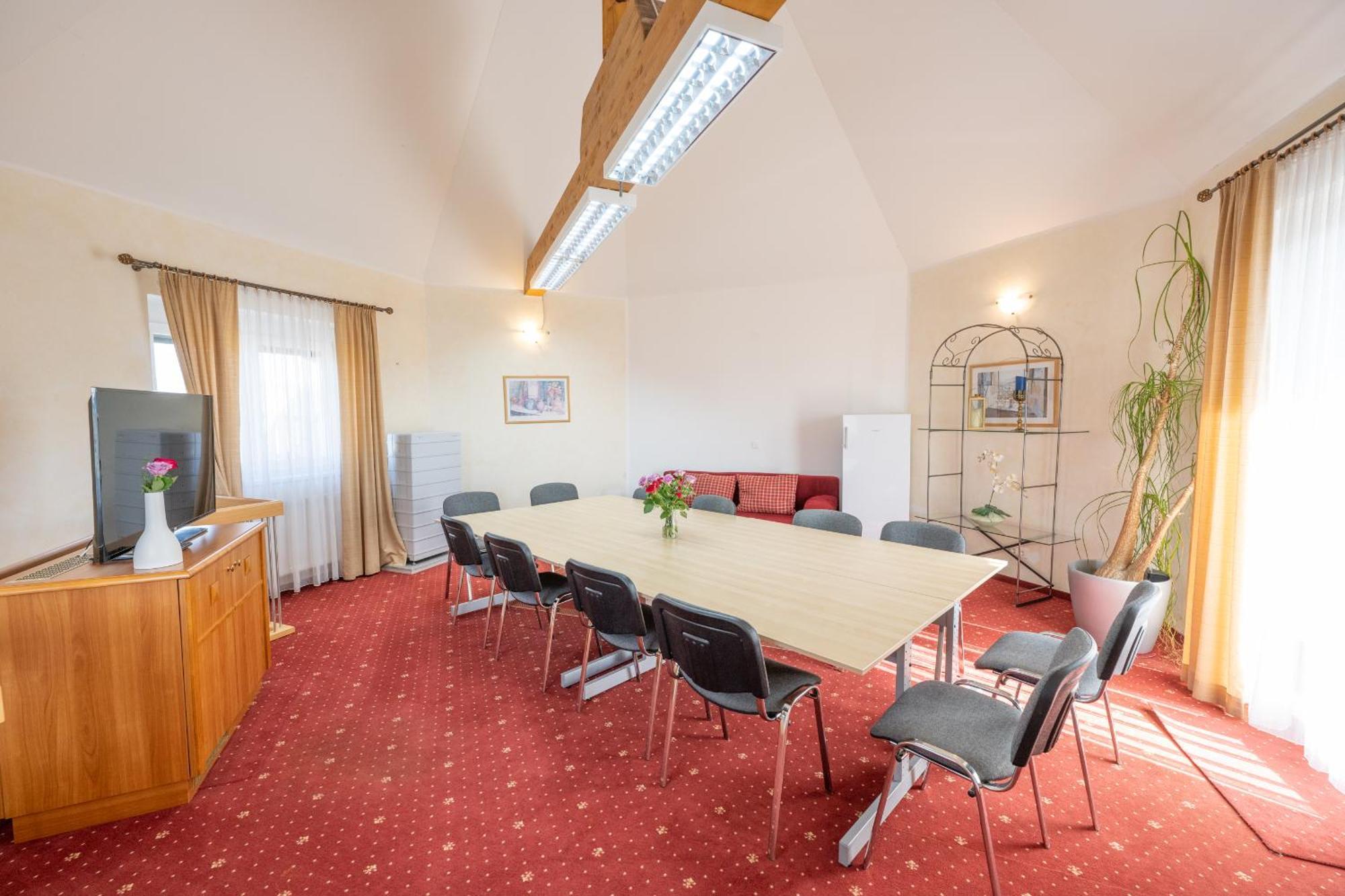 Hotel Haslbach Fgz Zeitlarn Экстерьер фото