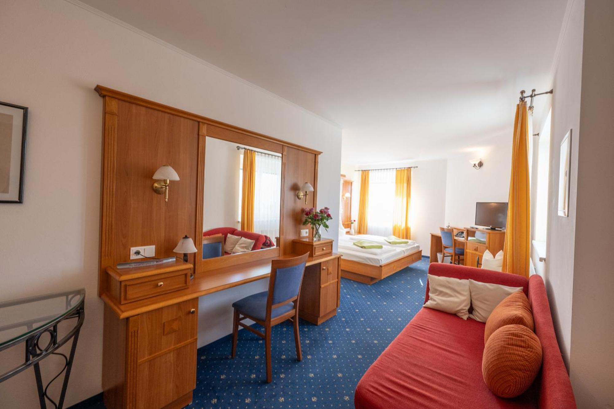 Hotel Haslbach Fgz Zeitlarn Номер фото