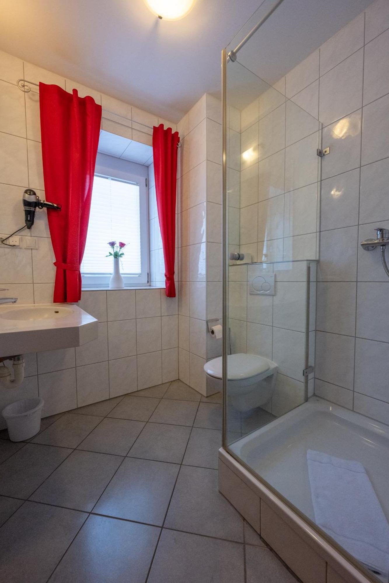 Hotel Haslbach Fgz Zeitlarn Номер фото