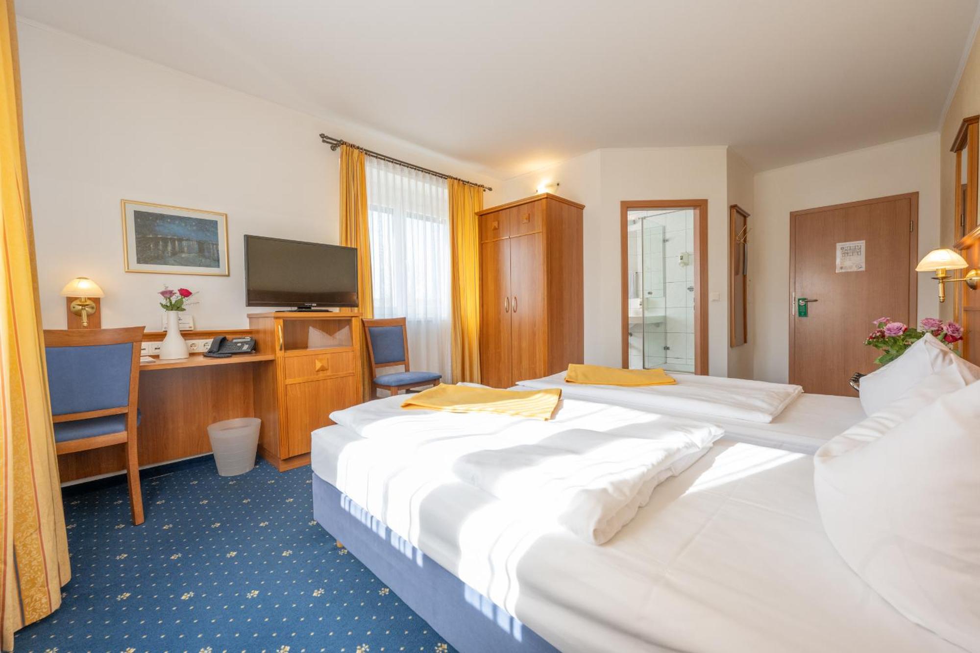 Hotel Haslbach Fgz Zeitlarn Номер фото
